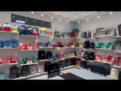 ตัวอย่างกระเป๋าเป้หลังต่าง ๆ แสดง